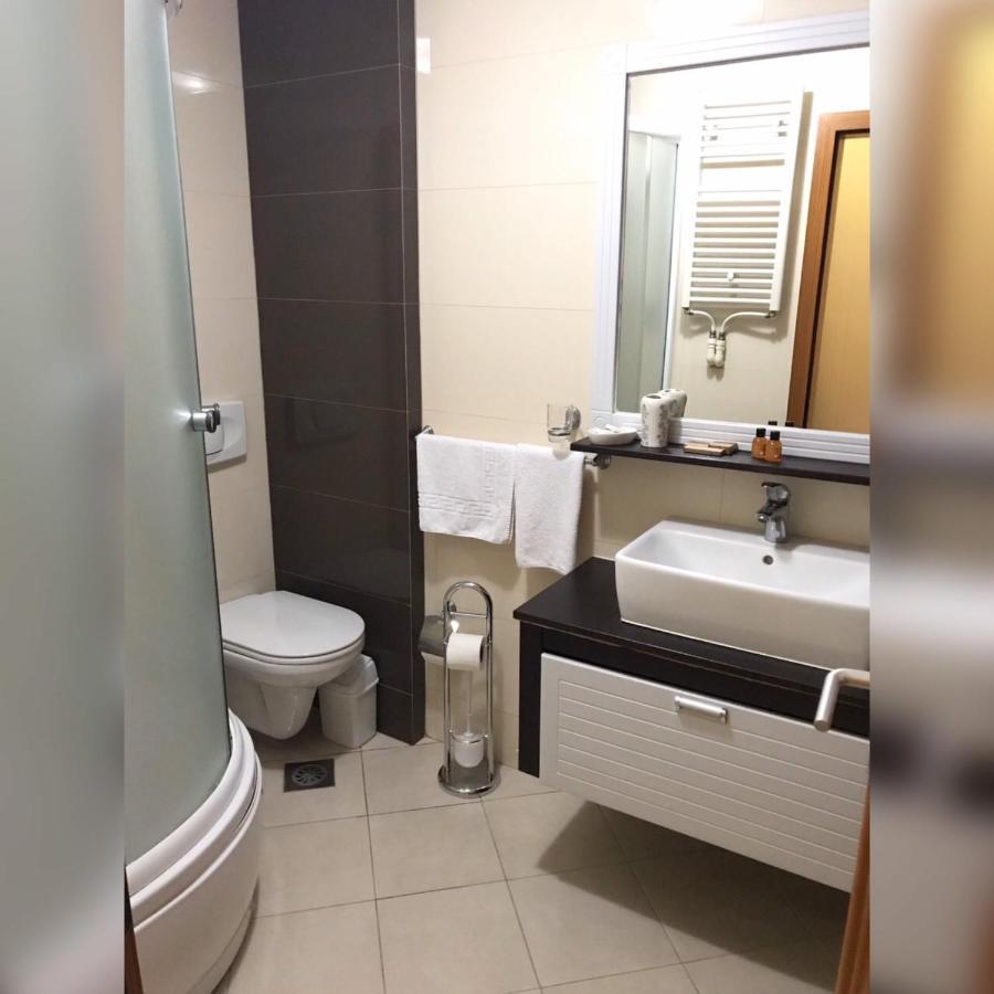 Theranda Hotel Πρίζρεν Εξωτερικό φωτογραφία