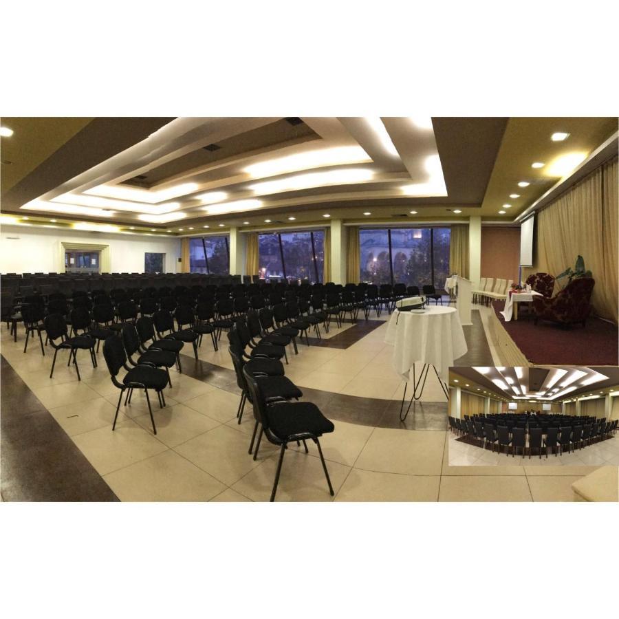 Theranda Hotel Πρίζρεν Εξωτερικό φωτογραφία