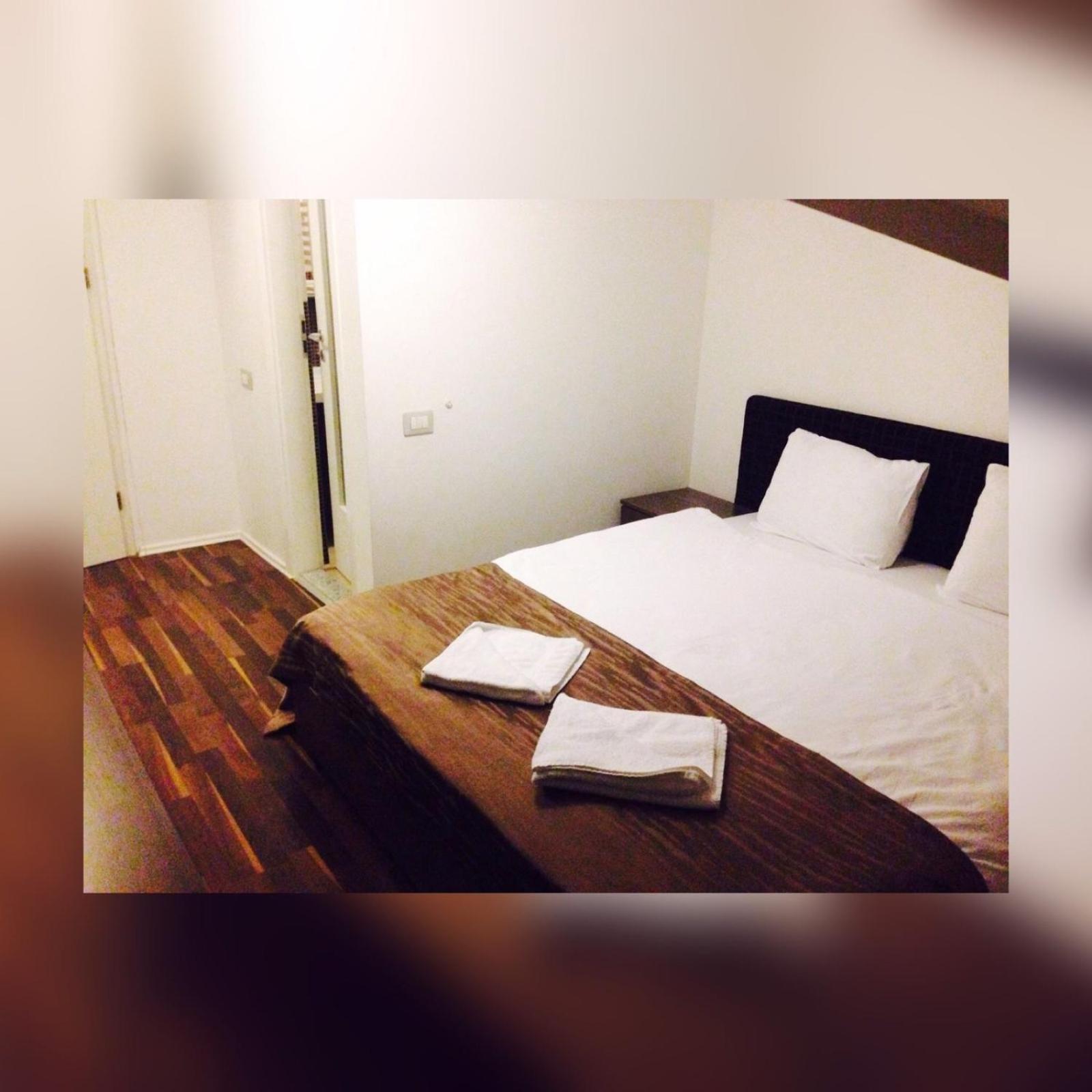 Theranda Hotel Πρίζρεν Δωμάτιο φωτογραφία