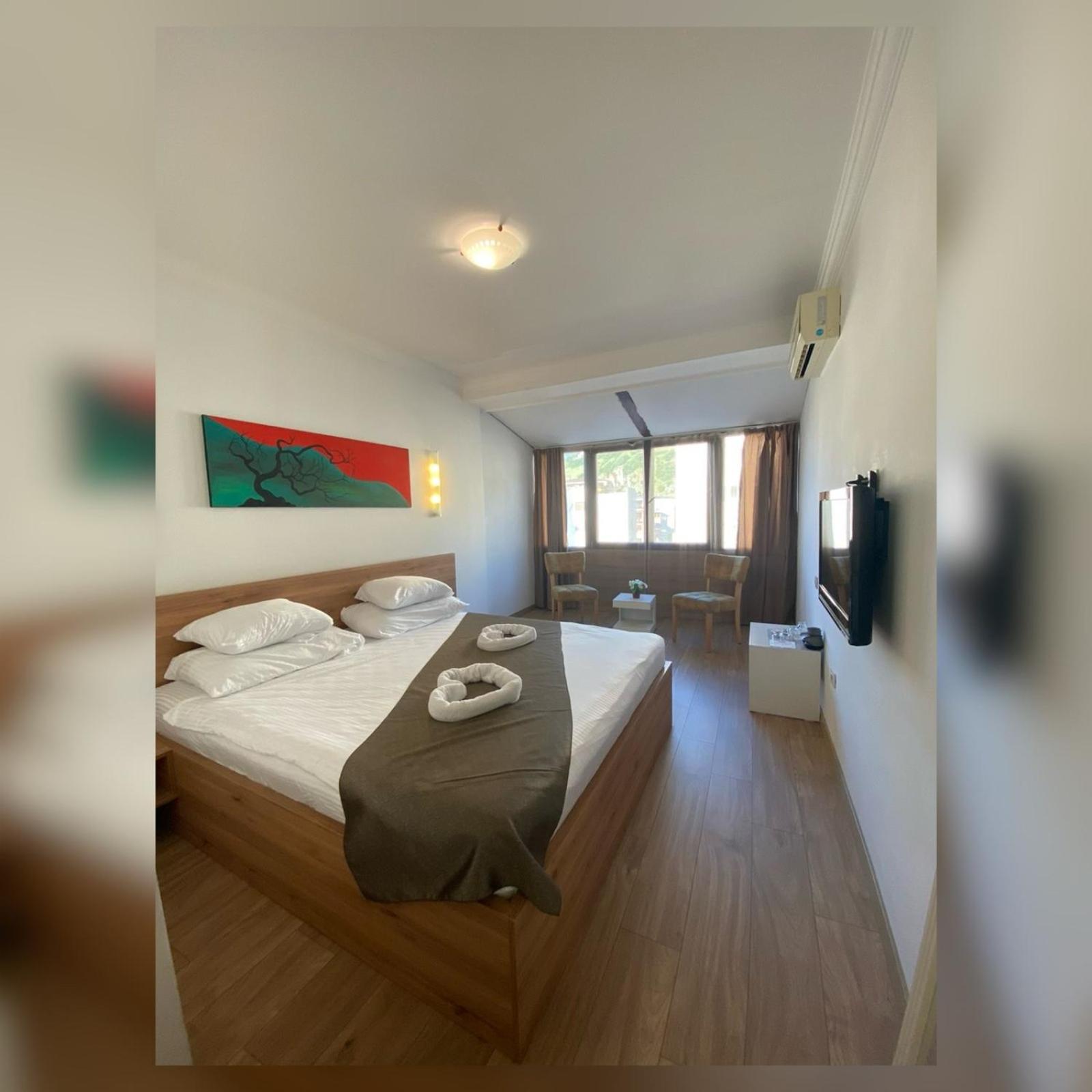 Theranda Hotel Πρίζρεν Εξωτερικό φωτογραφία