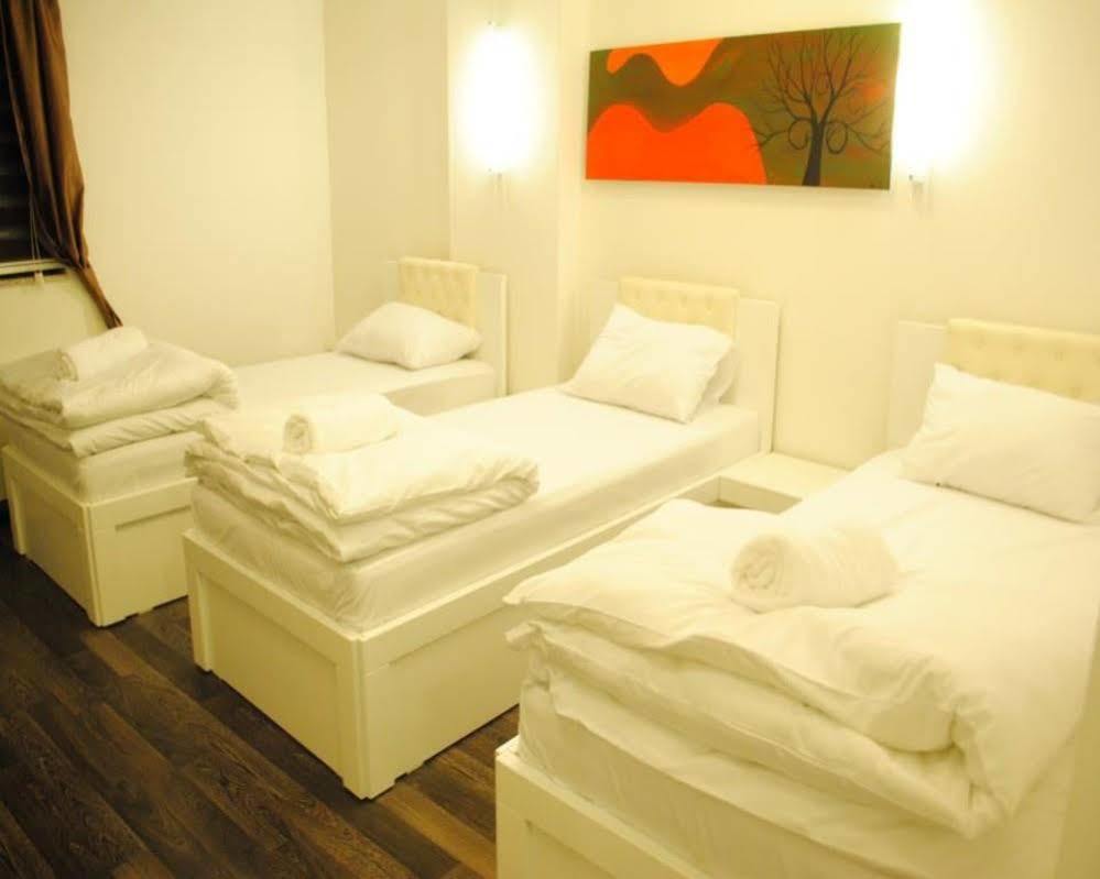 Theranda Hotel Πρίζρεν Εξωτερικό φωτογραφία