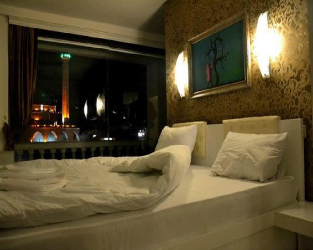 Theranda Hotel Πρίζρεν Εξωτερικό φωτογραφία
