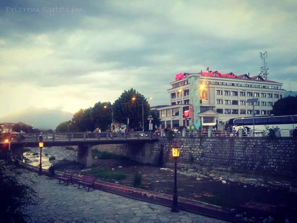 Theranda Hotel Πρίζρεν Εξωτερικό φωτογραφία